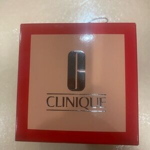 NWOT Clinique 2-Piece Moisture Surge and Chubby Stick Set